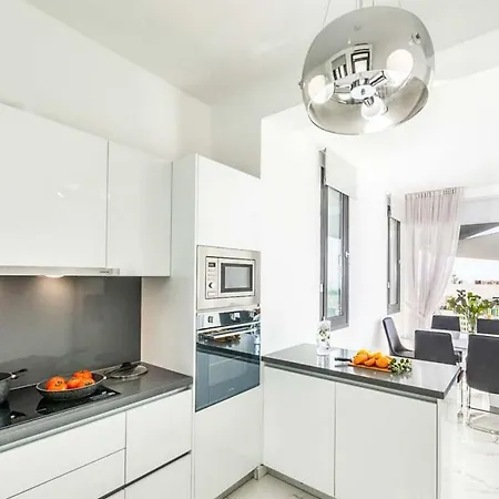 Contemporary Furnishings And Decor Villa-daisy * Trogir